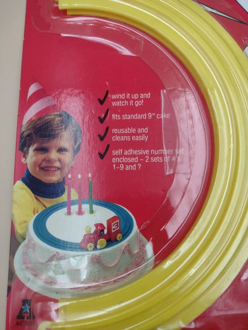 Moving Cake Train Birthday Cake Topper Kit Wind-Up Train With Track Child Party